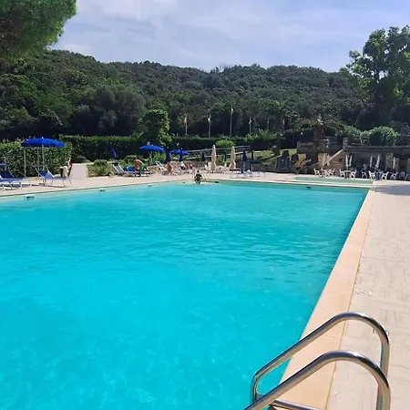 Elba Holidays - Napoleon Daire Procchio (Isola d'Elba)